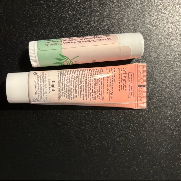 MakeUp Bundle - Picture 7 of 14